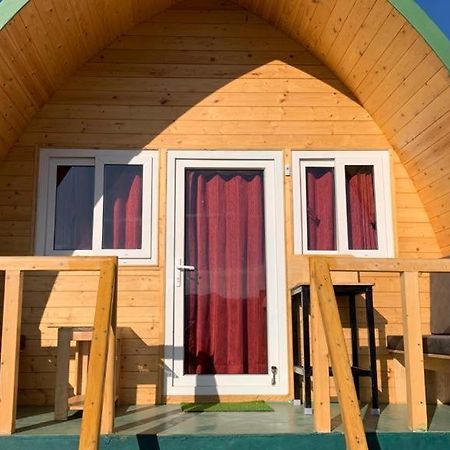 Cozy Capsules - Modern Hut Bed and Breakfast Kukkal Exterior foto